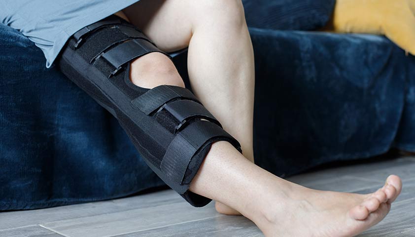 Бурсит коленного сустава — что это, симптомы и лечение
