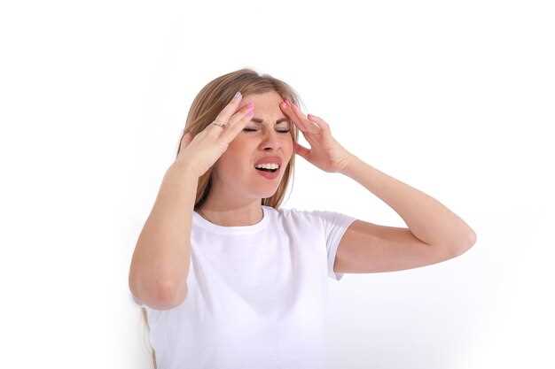 Причины красноты щек и головной боли